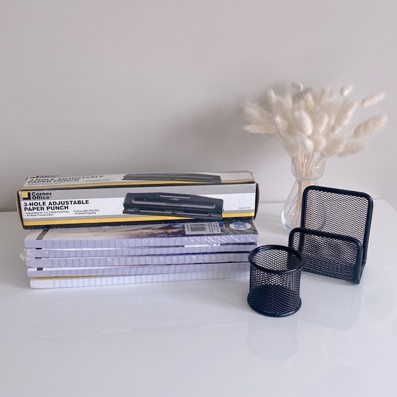 Office supplies: 3 hole punch, 750 sheets lined paper &  2 desktop organizers - Picture 1 of 8